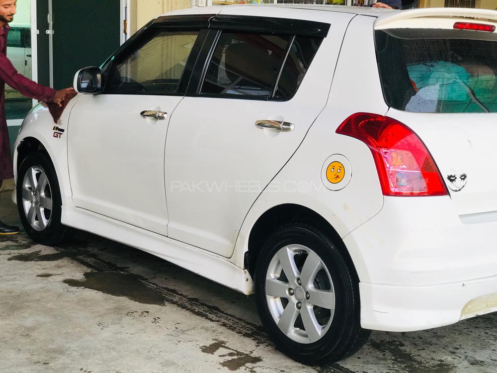 Suzuki Swift 2014 for Sale in Nowshera cantt Image-1