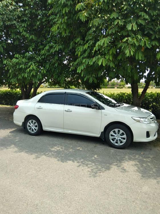 Toyota Corolla 2014 for Sale in Lahore Image-1