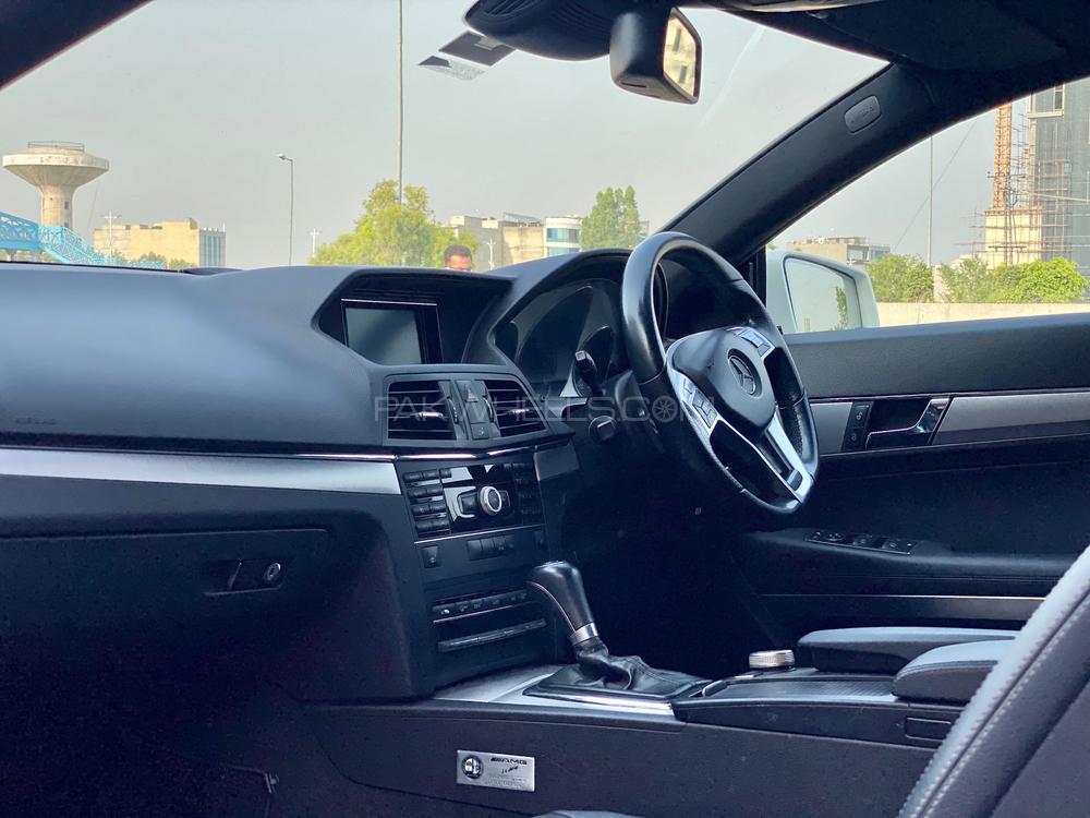 Mercedes Benz E Class Coupe 2012 for Sale in Lahore Mercedes Benz E Class Coupe 2012 for Sale in Lahore Image-11