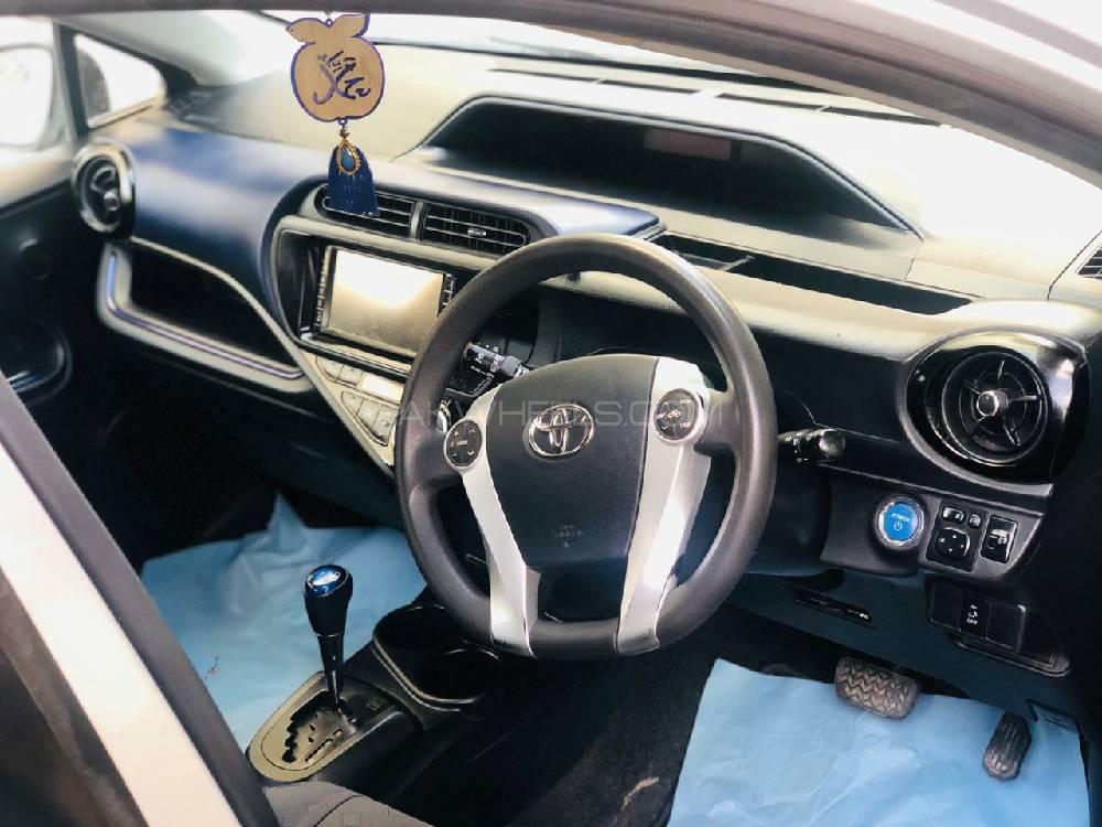 Toyota Aqua 2015 for Sale in Karachi Toyota Aqua 2015 for Sale in Karachi Image-4