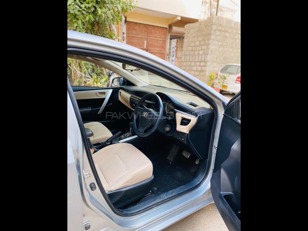 Toyota Corolla 2015 for Sale in Karachi Toyota Corolla 2015 for Sale in Karachi Image-13