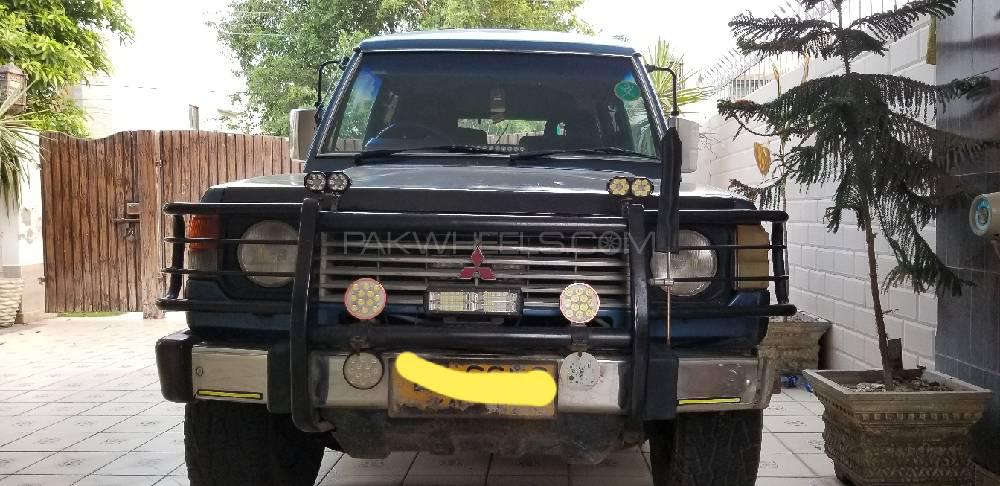 Mitsubishi Pajero 1990 for Sale in Lahore Image-1