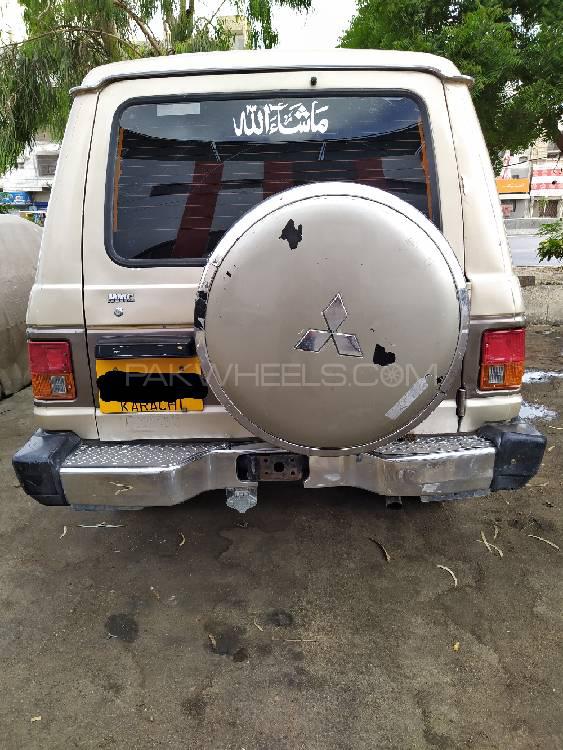 Mitsubishi Pajero 1990 for Sale in Karachi Mitsubishi Pajero 1990 for Sale in Karachi Image-2