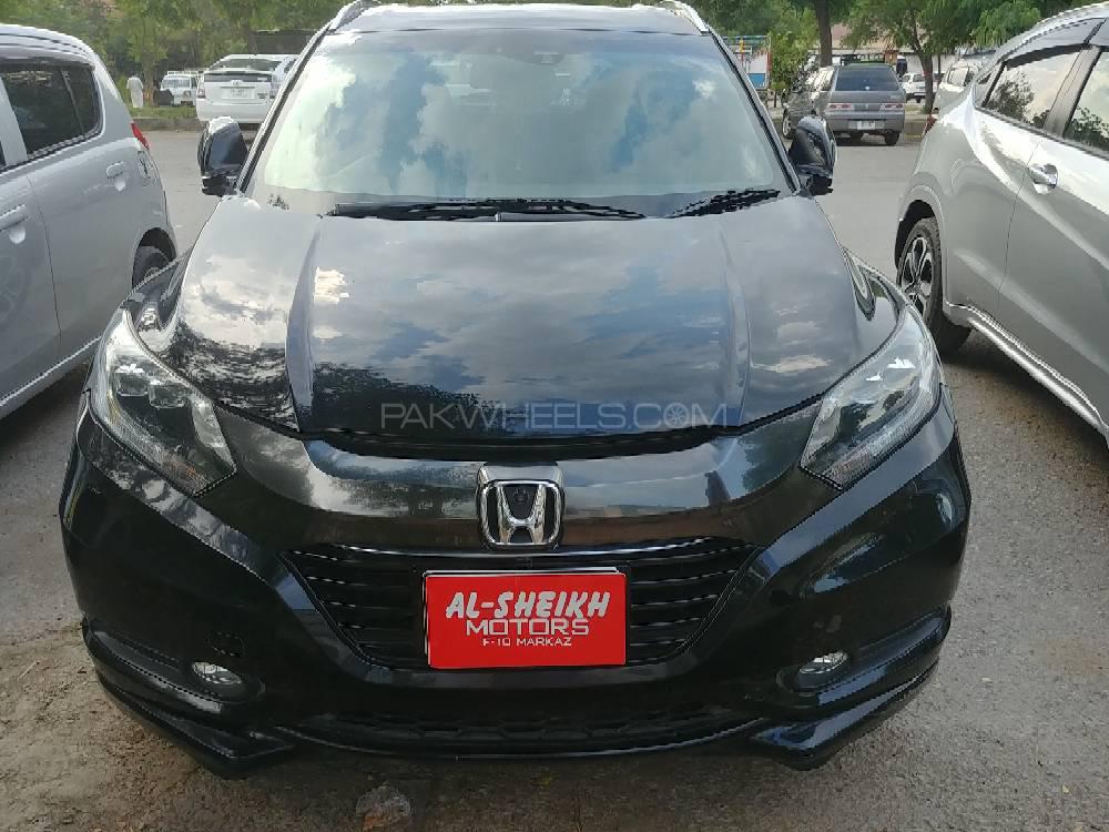 Honda Vezel 2015 for Sale in Islamabad Image-1