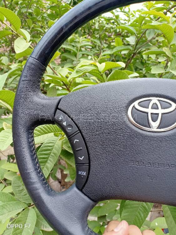 Toyota land cruiser + Cygnus Formica multimedia leather stee Toyota land cruiser + Cygnus Formica multimedia leather stee Image-2