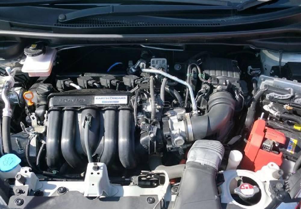 Honda Fit 2017 for Sale in Peshawar Image-1