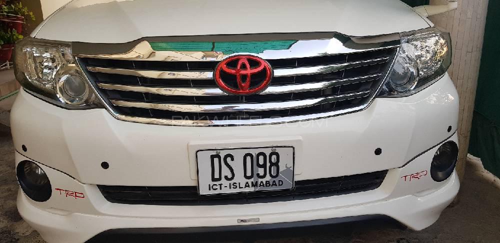 Toyota Fortuner - 2015  Toyota Fortuner - 2015  Image-4