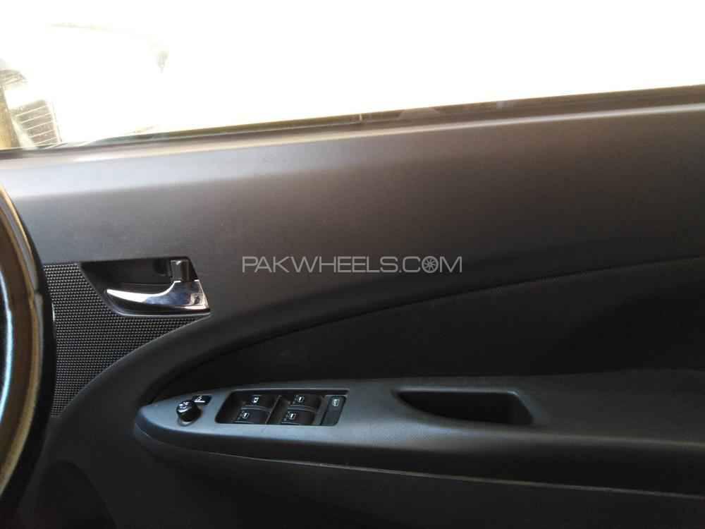 Daihatsu Mira 2011 for Sale in Lahore Daihatsu Mira 2011 for Sale in Lahore Image-11