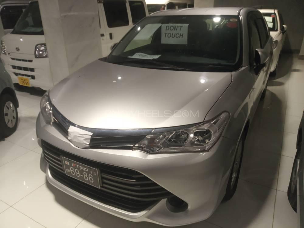 Toyota Corolla Fielder 2015 for Sale in Karachi Image-1