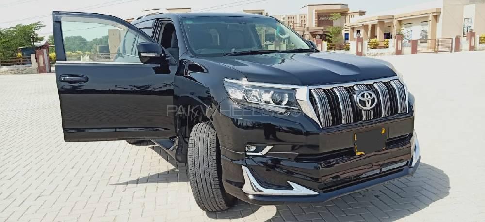 Toyota Prado 2010 for Sale in Dera ismail khan Toyota Prado 2010 for Sale in Dera ismail khan Image-17