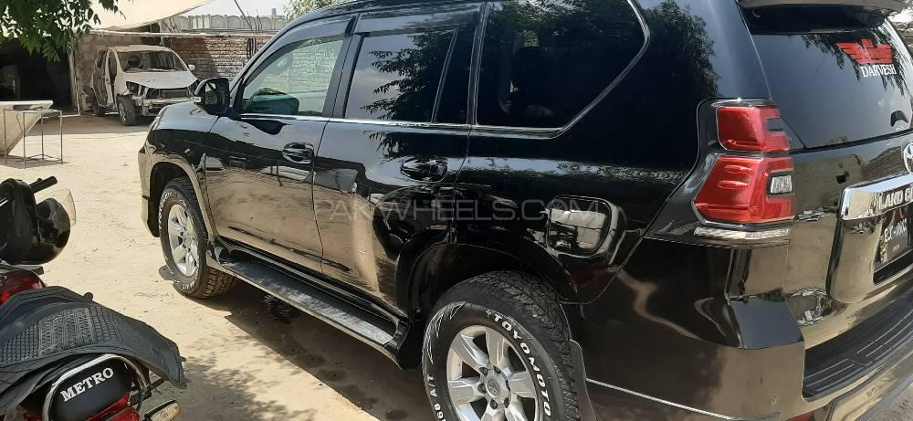 Toyota Prado 2010 for Sale in Dera ismail khan Toyota Prado 2010 for Sale in Dera ismail khan Image-2