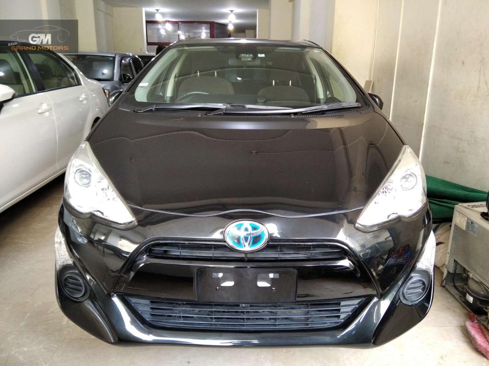 Toyota Aqua 2016 for Sale in Karachi Image-1