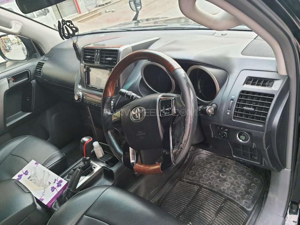 Toyota Prado 2012 for Sale in Multan Toyota Prado 2012 for Sale in Multan Image-8