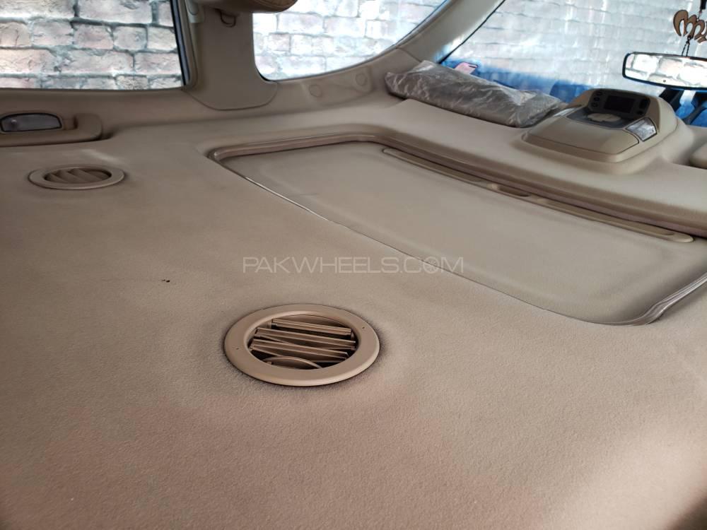 SsangYong Stavic 2005 for Sale in Faisalabad SsangYong Stavic 2005 for Sale in Faisalabad Image-3