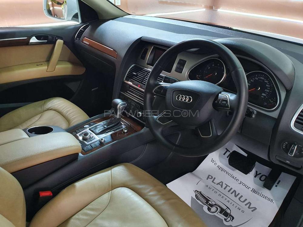 آوڈی کیو 7 2012 for Sale in لاہور آوڈی کیو 7 2012 for Sale in لاہور Image-10