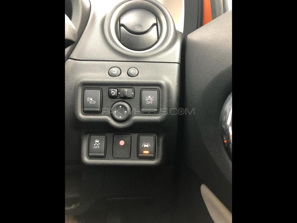 Nissan Note 2017 for Sale in Lahore Nissan Note 2017 for Sale in Lahore Image-6