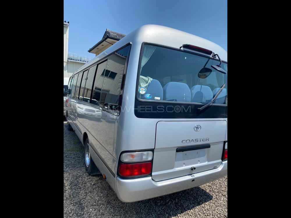 Toyota Coaster 2015 for Sale in Lahore Toyota Coaster 2015 for Sale in Lahore Image-4