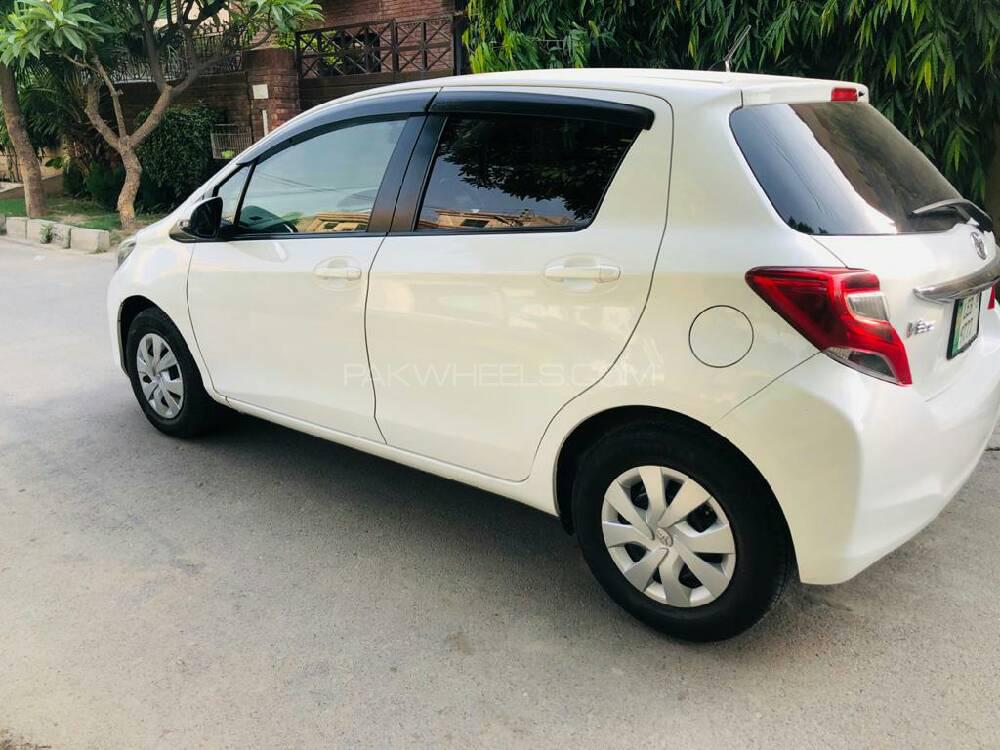 Toyota Vitz 2015 for Sale in Lahore Toyota Vitz 2015 for Sale in Lahore Image-10