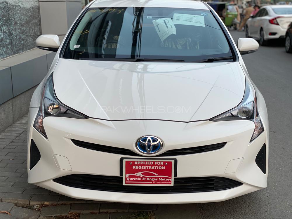 Toyota Prius 2016 for Sale in Lahore Image-1