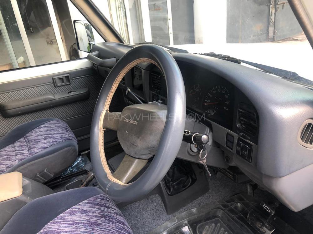 Toyota Prado 1991 for Sale in Lahore Toyota Prado 1991 for Sale in Lahore Image-5