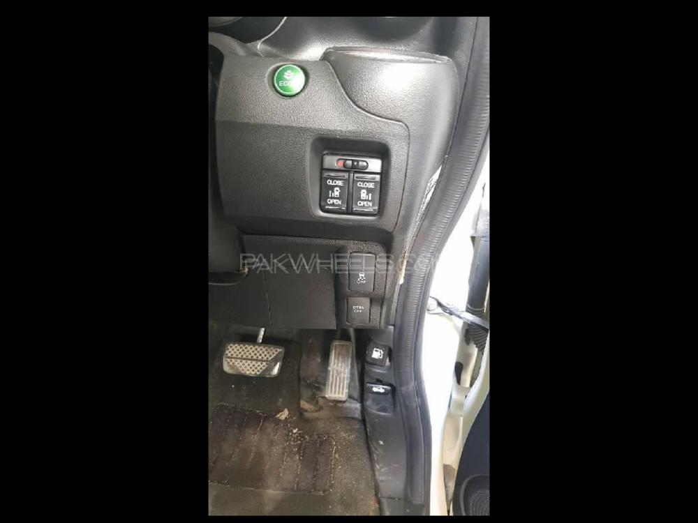 Honda N Box 2013 for Sale in Wah cantt Honda N Box 2013 for Sale in Wah cantt Image-4