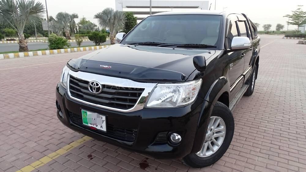 Toyota Hilux 2015 for Sale in Multan Toyota Hilux 2015 for Sale in Multan Image-5