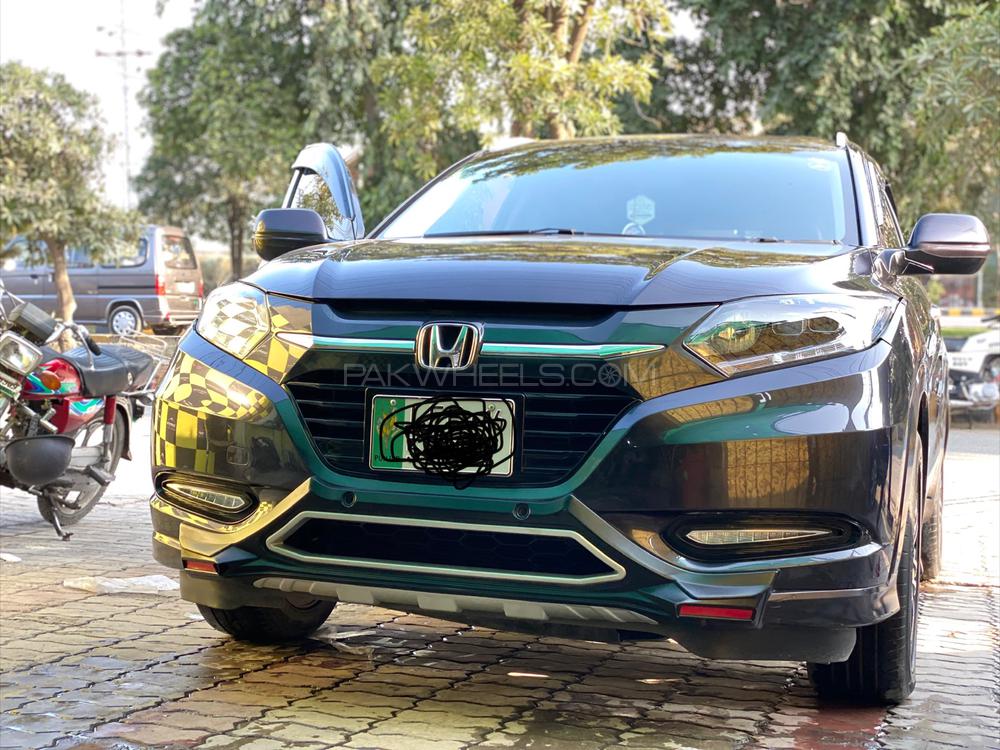 Honda Vezel 2014 for Sale in Lahore Honda Vezel 2014 for Sale in Lahore Image-10