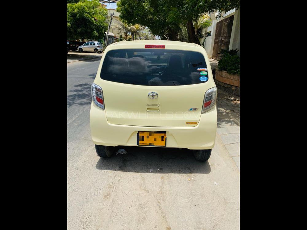 Toyota Pixis Epoch 2014 for Sale in Karachi Image-1