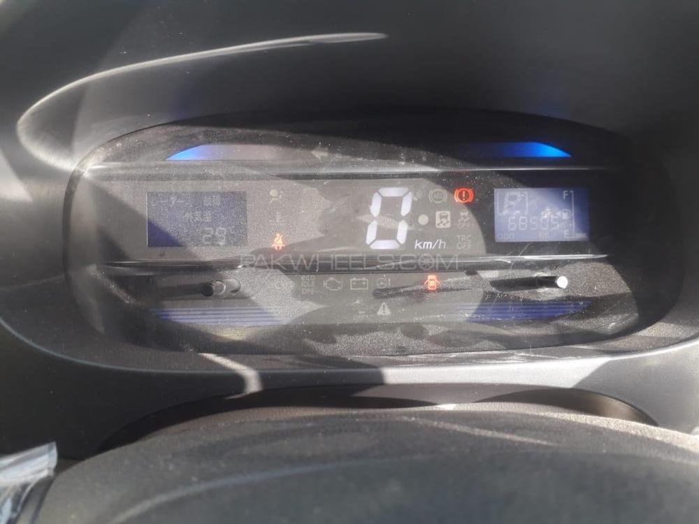 Toyota Pixis Epoch 2014 for Sale in Karachi Toyota Pixis Epoch 2014 for Sale in Karachi Image-7