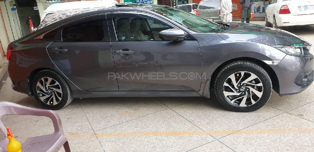 Honda Civic 2019 for Sale in Peshawar Honda Civic 2019 for Sale in Peshawar Image-5