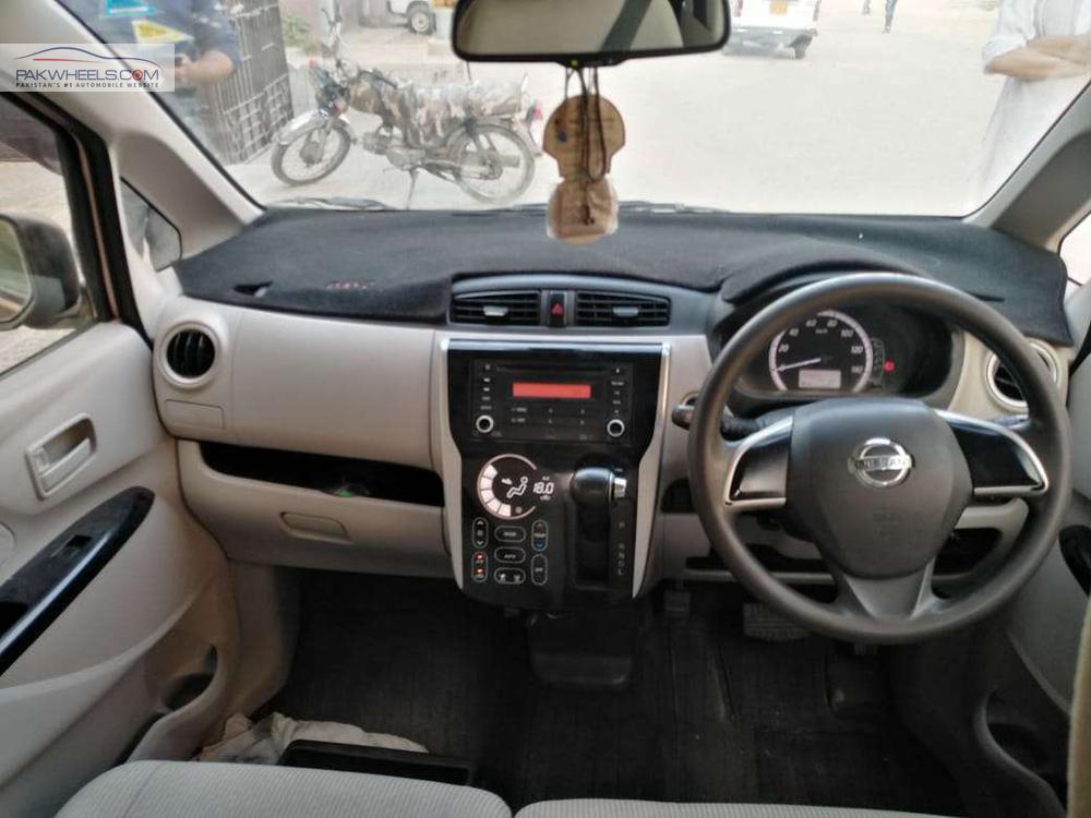 نسان ڈیز 2015 for Sale in کراچی نسان ڈیز 2015 for Sale in کراچی Image-9