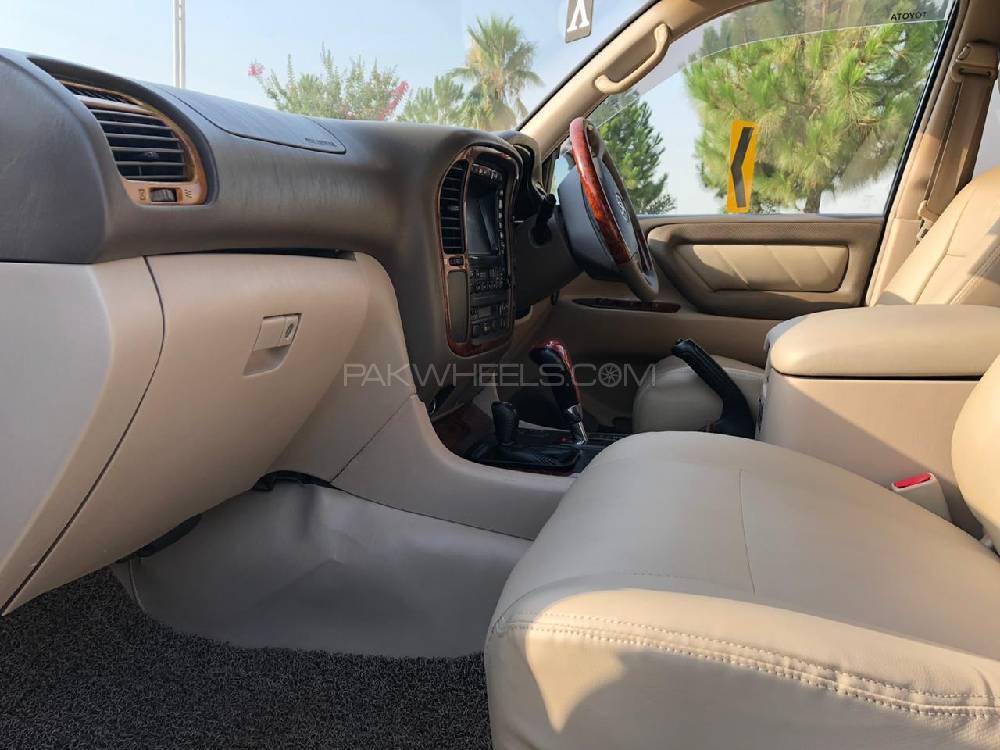 Toyota Land Cruiser 2001 for Sale in Wah cantt Toyota Land Cruiser 2001 for Sale in Wah cantt Image-9