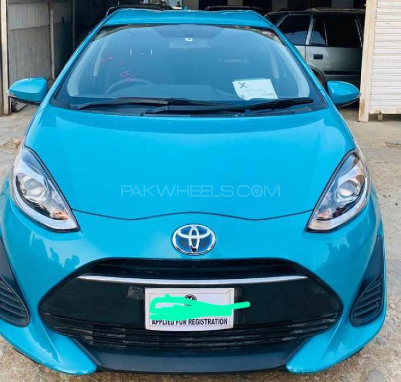 Toyota Aqua 2017 for Sale in Hyderabad Image-1