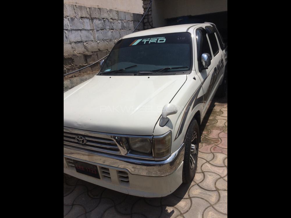 Toyota Hilux 1998 for Sale in Peshawar Toyota Hilux 1998 for Sale in Peshawar Image-3