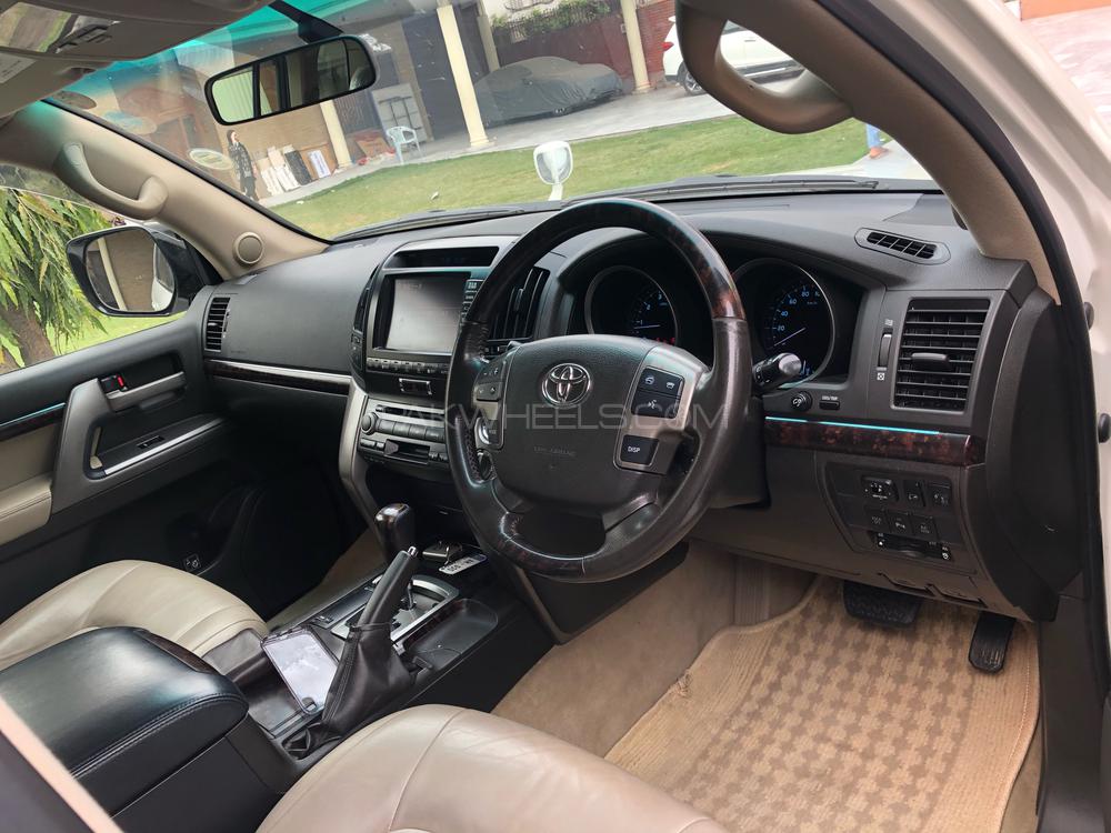 Toyota Land Cruiser 2008 for Sale in Lahore Toyota Land Cruiser 2008 for Sale in Lahore Image-12