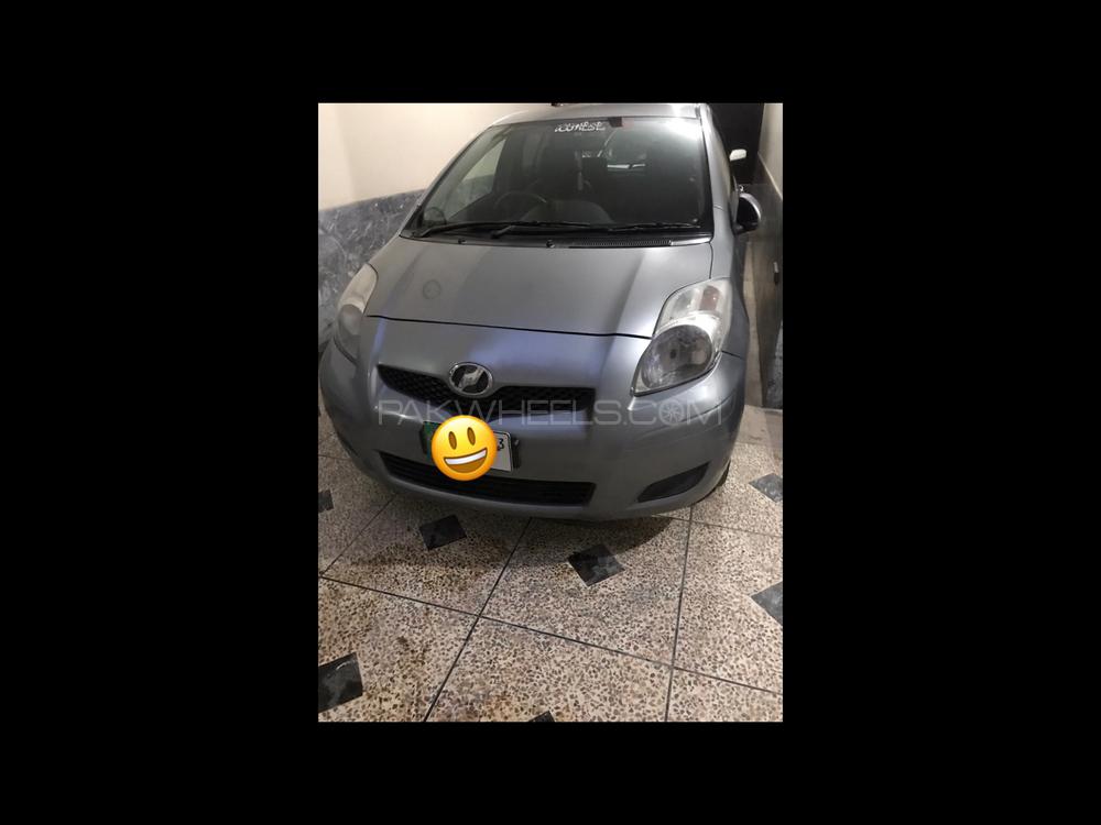 Toyota Vitz 2009 for Sale in Faisalabad Image-1