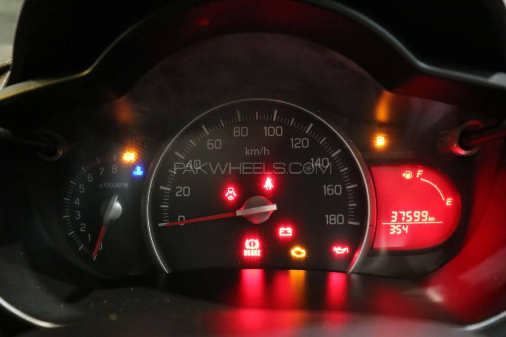 Suzuki Cultus 2017 for Sale in Karachi Suzuki Cultus 2017 for Sale in Karachi Image-4