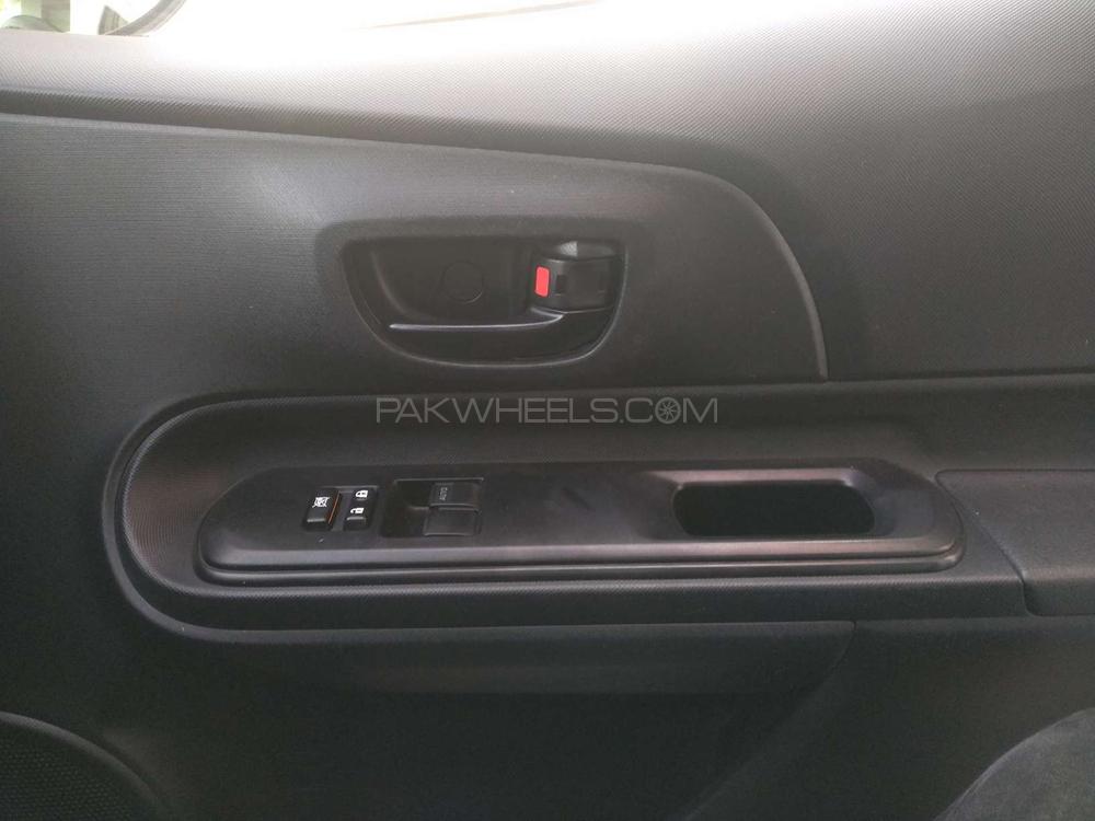 Toyota Aqua 2015 for Sale in Karachi Toyota Aqua 2015 for Sale in Karachi Image-10
