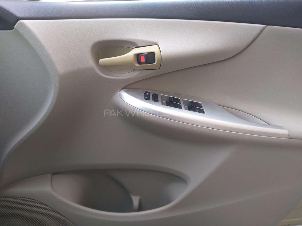 Toyota Corolla 2013 for Sale in Karachi Toyota Corolla 2013 for Sale in Karachi Image-10