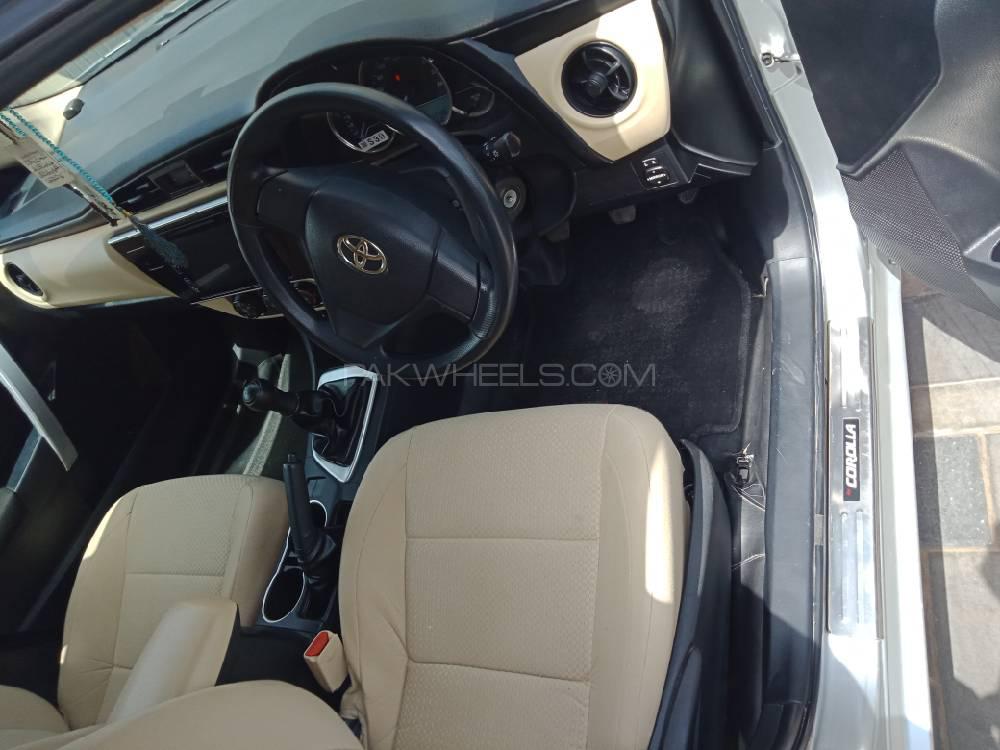Toyota Corolla 2017 for Sale in Bahawalpur Toyota Corolla 2017 for Sale in Bahawalpur Image-9