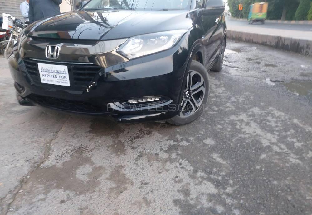 Honda Vezel 2017 for Sale in Lahore Honda Vezel 2017 for Sale in Lahore Image-11
