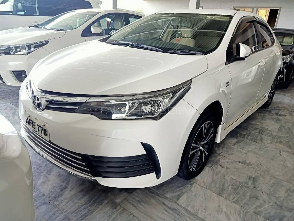 Toyota Corolla 2017 for Sale in Peshawar Image-1