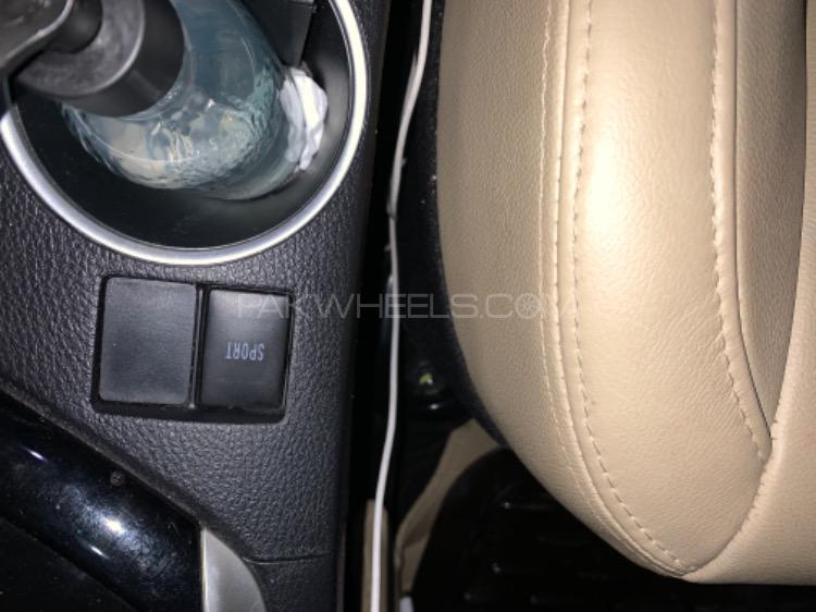 Toyota Corolla 2018 for Sale in Hyderabad Toyota Corolla 2018 for Sale in Hyderabad Image-18