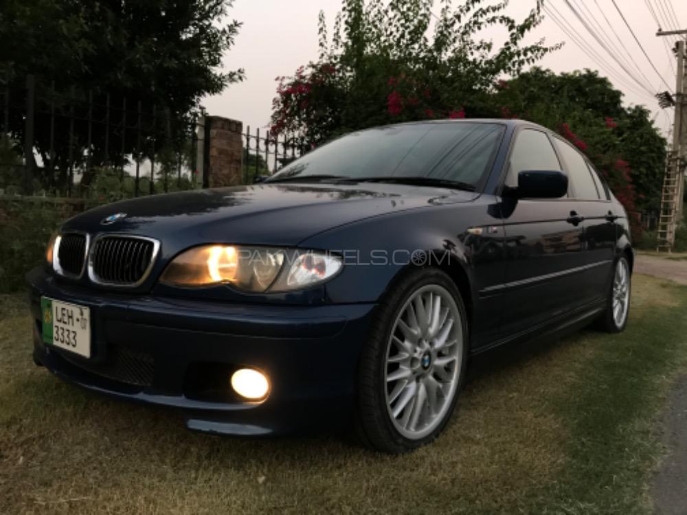 BMW 3 Series - 2004  Image-1
