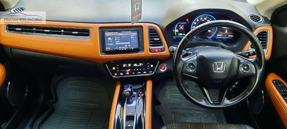 ہونڈا ویزِل 2015 for Sale in لاہور ہونڈا ویزِل 2015 for Sale in لاہور Image-9