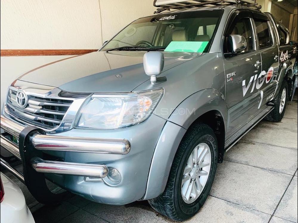 Toyota Hilux 2015 for Sale in Lahore Image-1