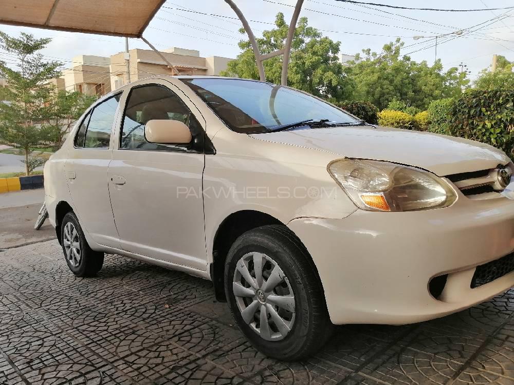 Toyota Platz 2004 for Sale in Karachi Toyota Platz 2004 for Sale in Karachi Image-2
