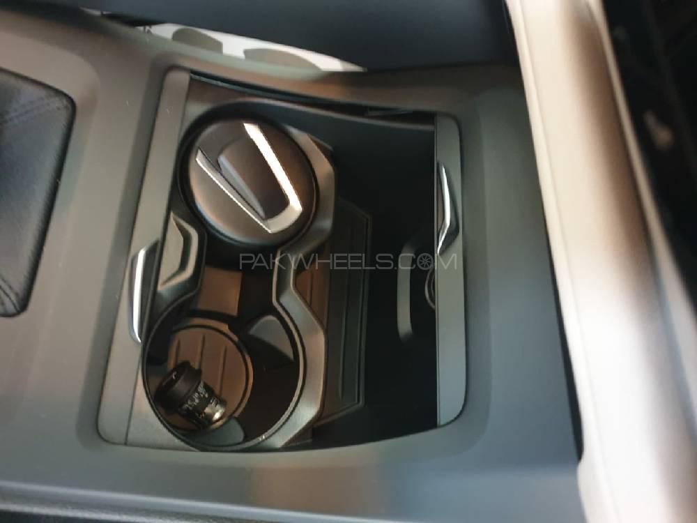 بی ایم ڈبلیو ایکس 1 2019 for Sale in لاہور بی ایم ڈبلیو ایکس 1 2019 for Sale in لاہور Image-3
