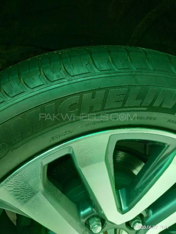 ٹویوٹا لینڈ کروزر 2012 for Sale in لاہور ٹویوٹا لینڈ کروزر 2012 for Sale in لاہور Image-4