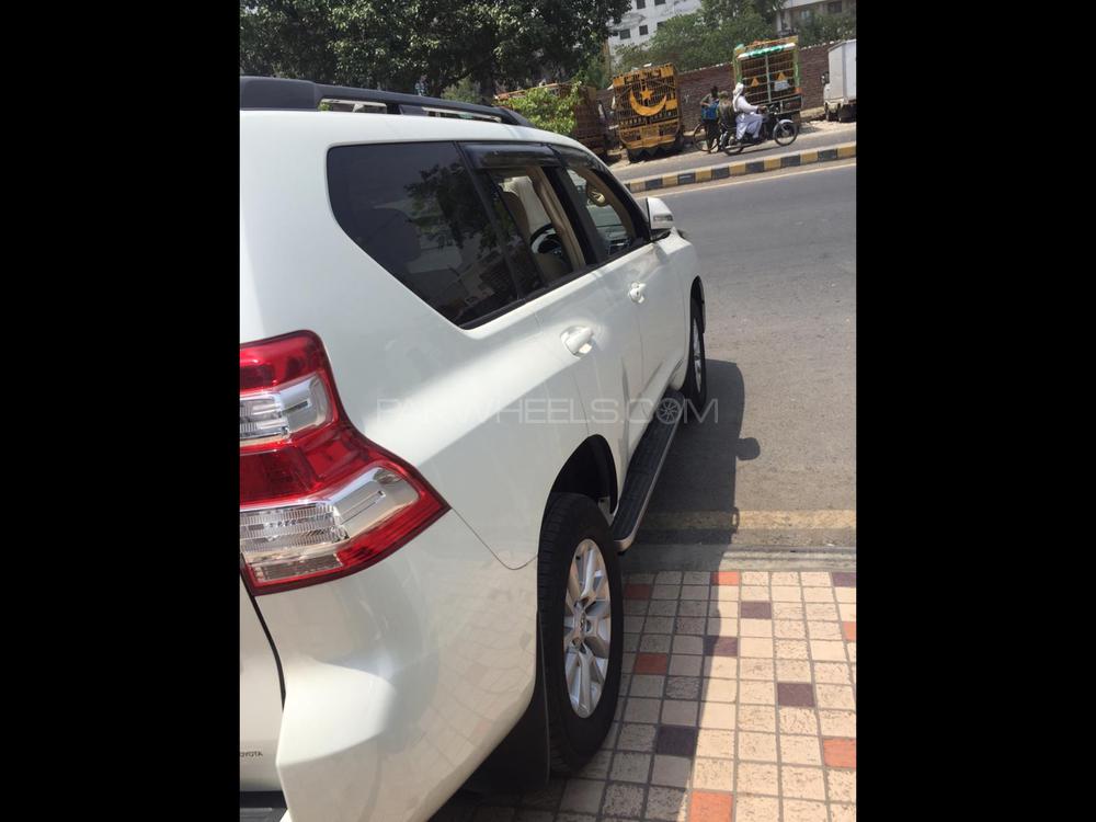 Toyota Prado 2014 for Sale in Lahore Toyota Prado 2014 for Sale in Lahore Image-11